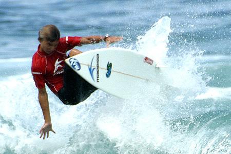 Super Surf em Maresias coroa Flavio Nakagima