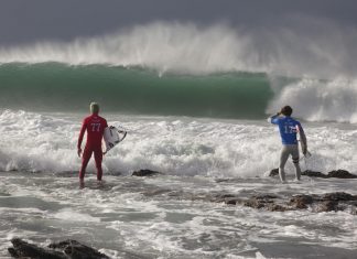 Parafina invade J-Bay