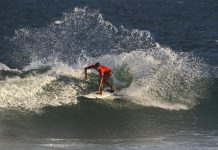 Boas ondas marcam abertura