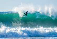 Slater compete em J-Bay