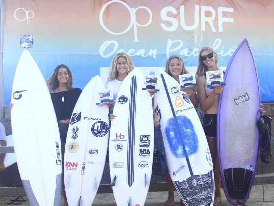 Pódio Feminino Sub 16, ASJ Ocean Pacific 2018, Joaquina, Florianópolis (SC). Foto: Basilio Ruy/P.P07.