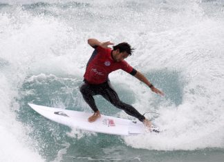 Connor vence em Maroubra