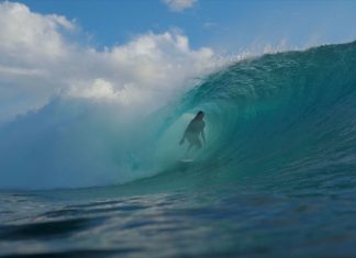 Fissurado em Teahupoo