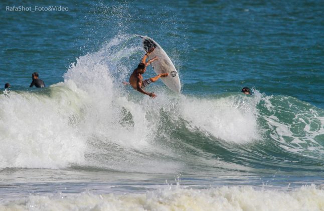 Rafael Cabral, Guarda do Embaú (SC). Foto: Rafa Shot Photography.