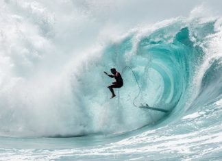 Shorebreak selvagem