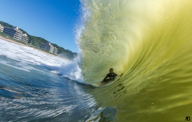 Dickson Queiroz, Praia Brava, Itajaí (SC). Foto: André Deichmann.