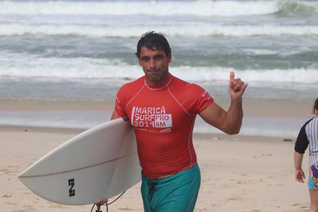 Leo Neves, Maricá Surf Pro / AM 2019, Ponta Negra (RJ). Foto: @surfetv / @carlosmatiasrj.