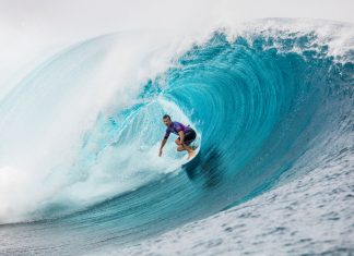 Pit stop em Teahupoo