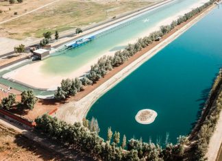 Surf Ranch vai à Austrália