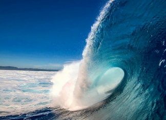 Largado em Teahupoo