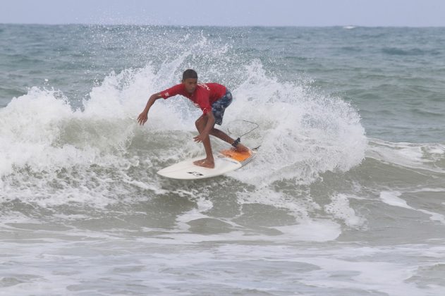 Alessandro Costa, Praia da Taíba, São Gonçalo do Amarante (CE). Foto: Lima Jr.