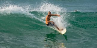 Surfe e poesia no Rio
