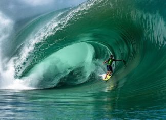 Bastidores da missão Teahupoo