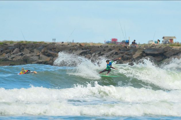 Circuito Surf Talentos 2021, Molhes da Barra, Laguna (SC). Foto: Márcio David.