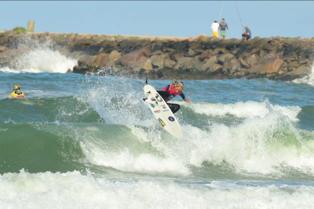 Circuito Surf Talentos 2021, Molhes da Barra, Laguna (SC). Foto: Márcio David.