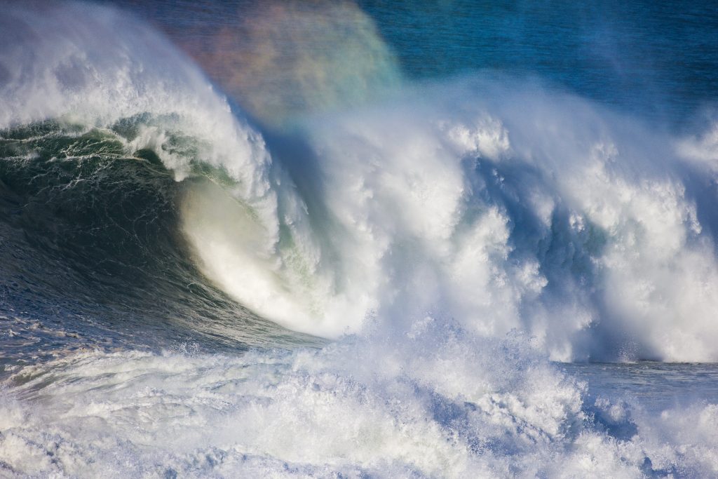 Nazaré Tow Surfing Challenge 2021, Praia do Norte, Nazaré, Portugal