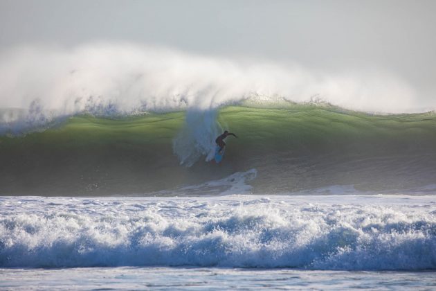 Clay Marzo, Supertubos, Peniche, Portugal. Foto: André Carvalho.