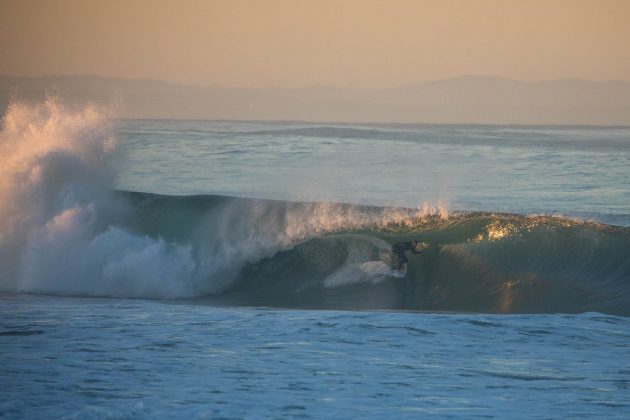 Pedro Boonman, Supertubos, Peniche, Portugal. Foto: André Carvalho.