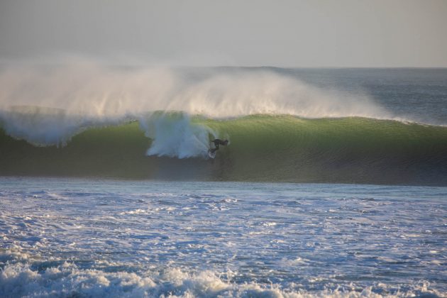 Pedro Boonman, Supertubos, Peniche, Portugal. Foto: André Carvalho.