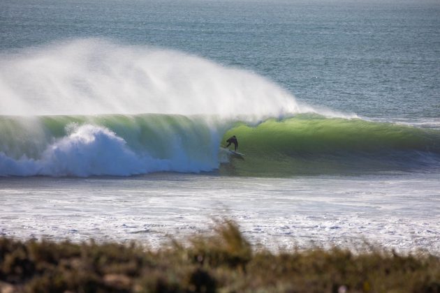 Pedro Boonman, Supertubos, Peniche, Portugal. Foto: André Carvalho.