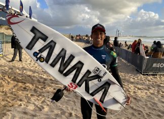 Samuel homenageia Tanaka