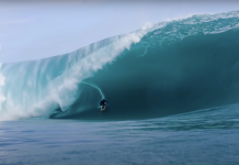 Raimana e os caçadores de ondas