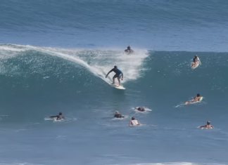 Crowd extremo em Uluwatu