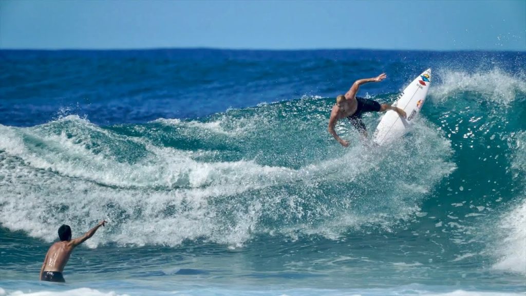 Mason Ho e Mick Fanning, Rocky Point, North Shore de Oahu, Havaí