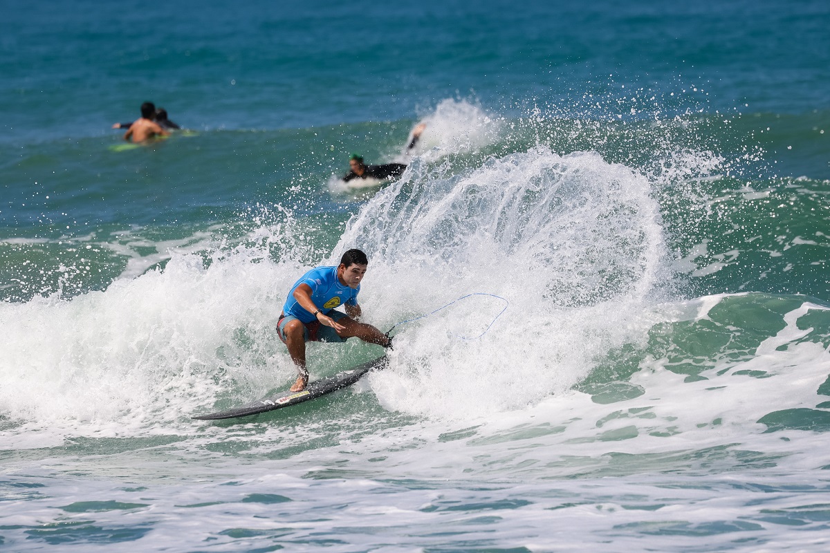 Gabriel André faz duelo paulista com Igor Moraes nas quartas de final.