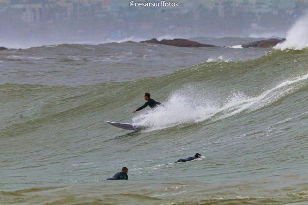 Jaime Viudes, Galhetas, Guarujá (SP). Foto: Cesar Surf Fotos.