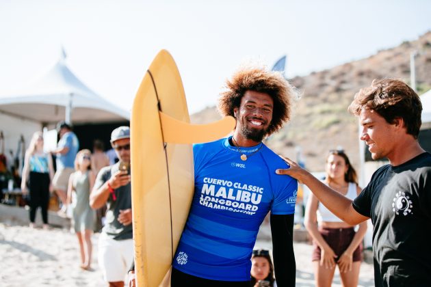 Kaniela Stewart, Classic Malibu, First Point, Malibu Beach, Califórnia (EUA). Foto: WSL / Aaron Hughes.