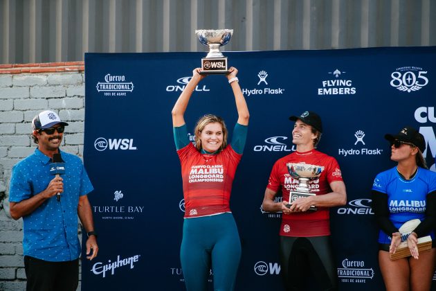 Soleil Errico, Classic Malibu, First Point, Malibu Beach, Califórnia (EUA). Foto: WSL / Aaron Hughes.