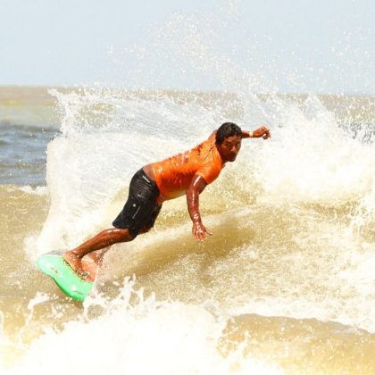 Elivelton, CBsurf em Água Doce, Ilha do Mosqueiro (PA). Foto: Rogério Fernandez.