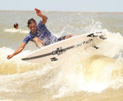 CBsurf em Água Doce, Ilha do Mosqueiro (PA). Foto: Rogério Fernandez.