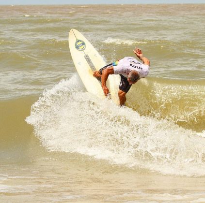 CBsurf em Água Doce, Ilha do Mosqueiro (PA). Foto: Rogério Fernandez.