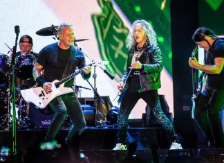 Metallica toca na ferida