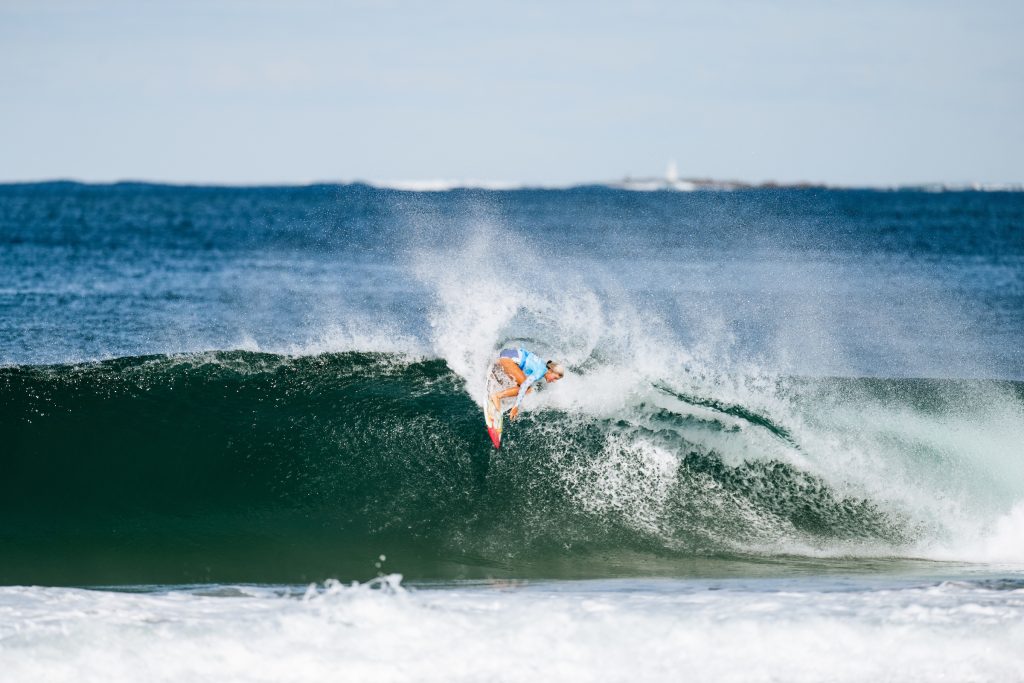 Erin Brooks (CAN) garantiu vaga entre as finalistas do Sydney Surf Pro 2023, North Narrabeen, Austrália