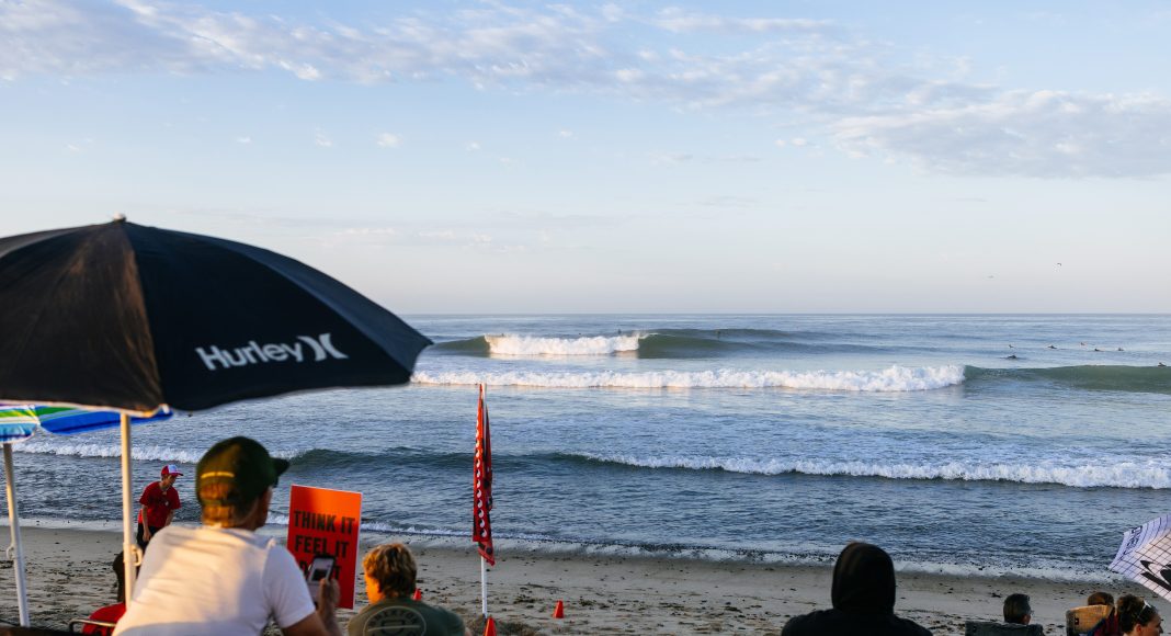 CT 2024 WSL Finals continua em Trestles Waves