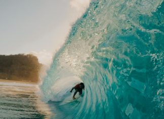 Mar do ano em Noronha