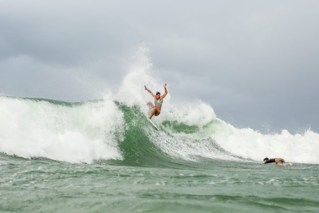 Luana Silva, Snapper Rocks, Austrália. Foto: Fabricio Rinke.