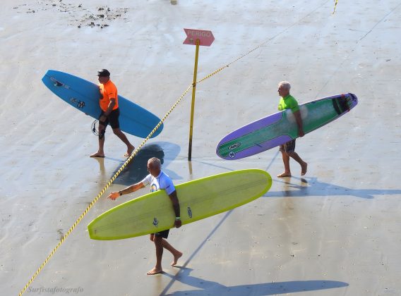 Primeiro Torneio Brasileiro Interclubes de Longboard, Quebra Mar, Santos (SP). Foto: Fábio Paulista.