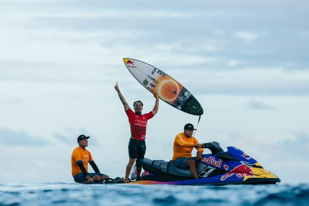 Italo Ferreira, Tahiti Pro 2024, Teahupoo. Foto: WSL / Sloane.