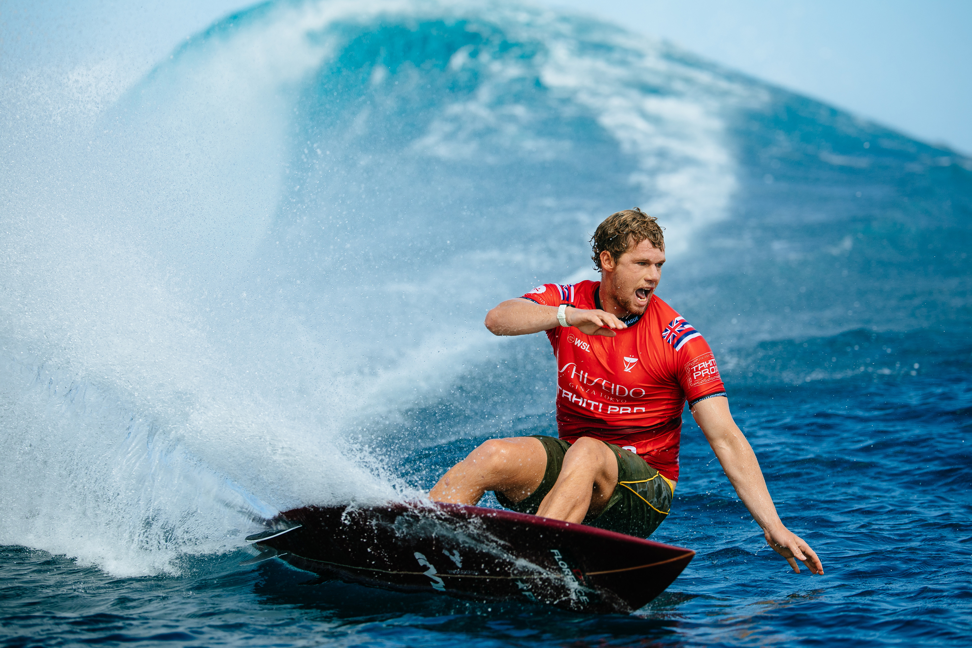 John Florence supera Gabriel Medina e enfrenta Italo Ferreira na final.