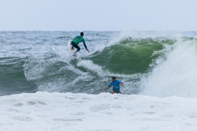 Maxime Huscenot e Joan Duru, Sydney Surf Pro 2024, North Narrabeen, New South Wales, Austrália. Foto: WSL / Cait Miers.
