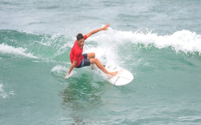 Nathan Hereda, Semillero Olas Pro Tour, Praia da Macumba, Rio de Janeiro (RJ). Foto: Erik Medalha.