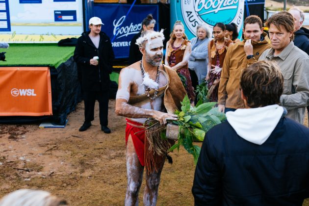 Cerimônia de abertura, Sydney Surf Pro 2024, North Narrabeen, New South Wales, Austrália. Foto: WSL / Cait Miers.