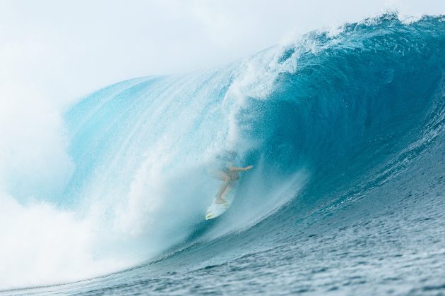 Tatiana Weston-Webb, Tahiti Pro 2024, Teahupoo. Foto: WSL / Sloane.