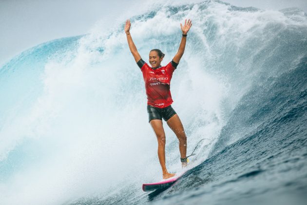 Vahine Fierro, Tahiti Pro 2024, Teahupoo. Foto: WSL / Sloane.