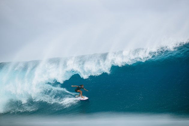 Vahine Fierro, Tahiti Pro 2024, Teahupoo. Foto: WSL / Sloane.