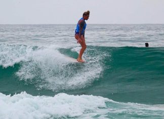 Surfista trans gera controvérsias